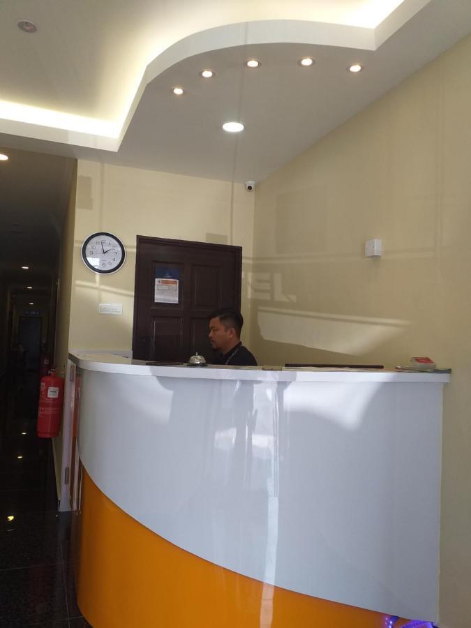 Hentian Hotel Kajang Exterior photo